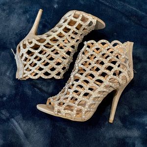 Zigi soho silver grey lace caged heel with rhinestones